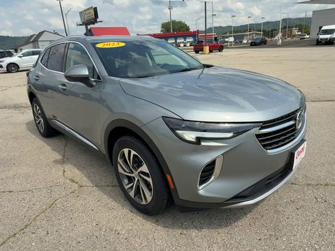 Used 2023 Buick Envision Essence image 2