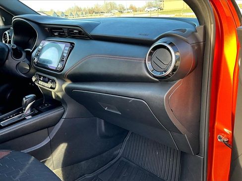 Used 2021 Nissan Kicks SR image 14