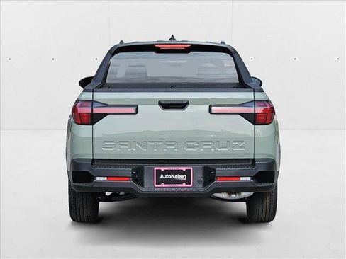 New 2025 Hyundai Santa Cruz SEL image 8
