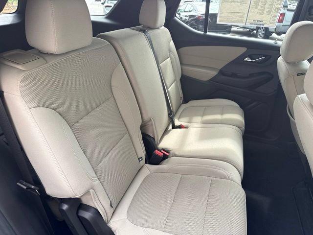 Used 2022 Chevrolet Traverse LS FWD image 27