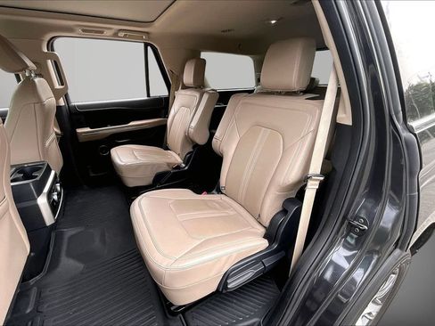 Used 2024 Ford Expedition Limited AWD/4WD image 23