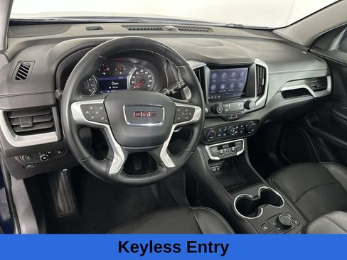 Used 2023 GMC Terrain SLT AWD/4WD image 12