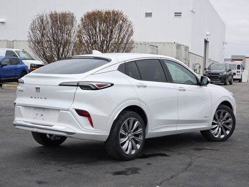 New 2026 Buick Envista Avenir image 23