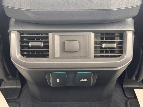 Used 2025 Ford F150 Lariat w/ Equipment Group 501A Mid AWD/4WD image 31