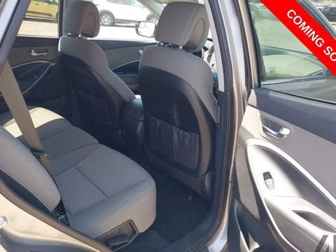 Used 2018 Hyundai Santa Fe Sport FWD image 7