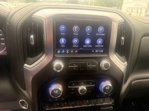 Used 2019 GMC Sierra 1500 SLT w/ SLT Premium Package AWD/4WD image 18
