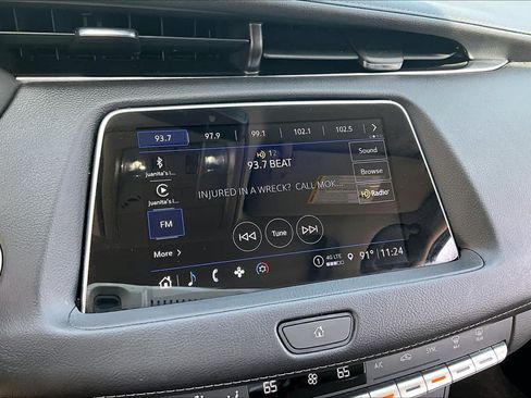 Used 2022 Cadillac XT4 Premium Luxury w/ Enhanced Visibility Package FWD image 31
