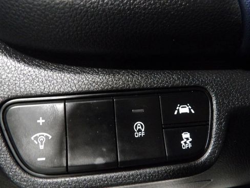 Used 2023 Kia Seltos S AWD/4WD image 28