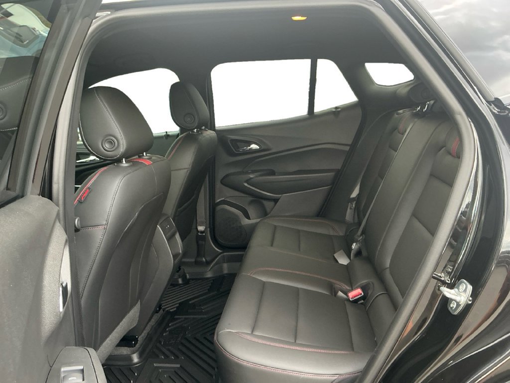 Used 2026 Chevrolet Trax RS w/ Driver Confidence Package FWD image 21