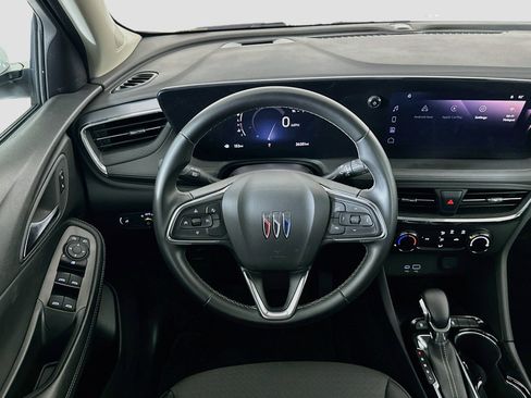 Used 2025 Buick Encore GX Preferred FWD image 18