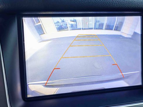 Used 2017 Chevrolet Suburban Premier image 6