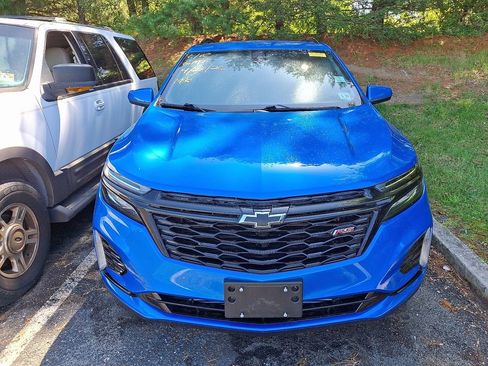 Used 2024 Chevrolet Equinox RS FWD image 2
