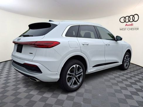 Used 2025 Audi Q5 Premium w/ Convenience Package AWD/4WD image 6