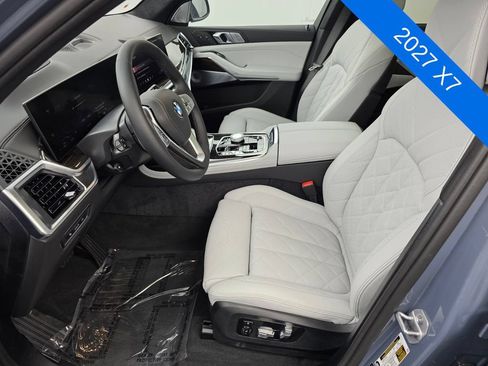 Used 2027 BMW X7 xDrive40i w/ Executive Package AWD/4WD image 9