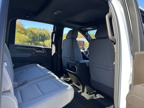 New 2026 Chevrolet Silverado 3500 LTZ w/ LTZ Premium Package image 51