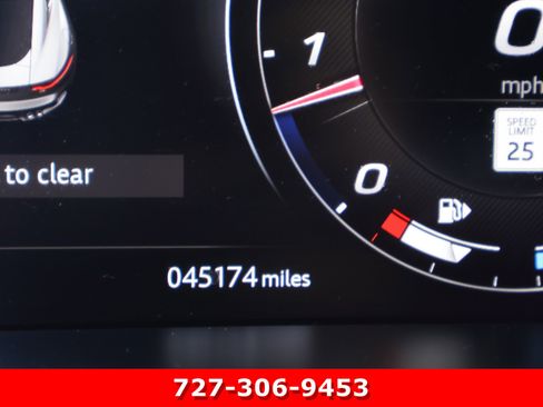 Used 2021 Jaguar F-TYPE Coupe image 22