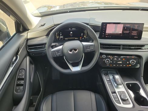 Certified 2026 INFINITI QX60 Pure image 8