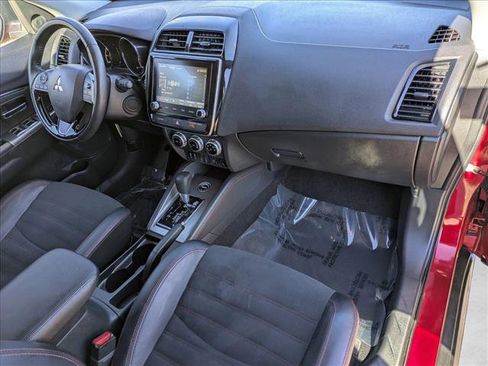 Used 2024 Mitsubishi Outlander Sport SE image 21