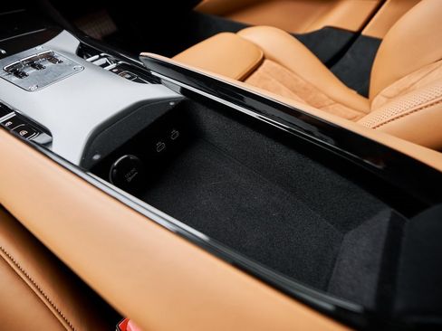 Used 2025 Ferrari Purosangue image 72