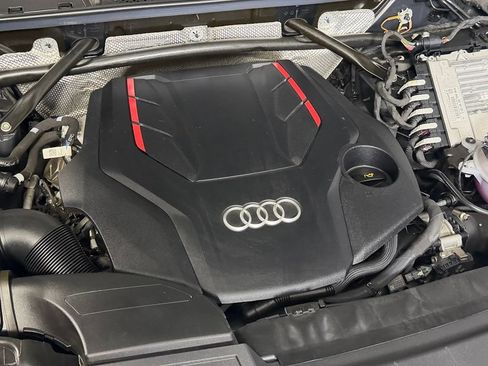 Used 2024 Audi SQ5 Prestige w/ Prestige Package AWD/4WD image 34