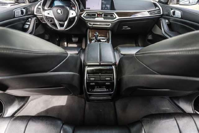 Used 2020 BMW X7 xDrive40i w/ Cold Weather Package AWD/4WD image 48
