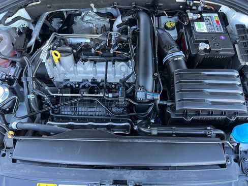 Used 2021 Volkswagen Jetta SEL Premium image 25