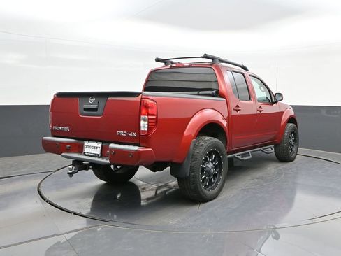 Used 2013 Nissan Frontier PRO-4X w/ Pro-4x Luxury Pkg AWD/4WD image 11