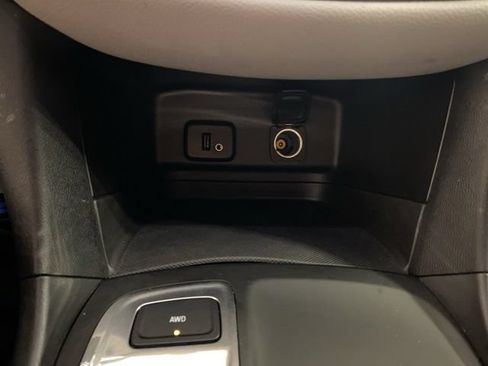 Used 2018 Chevrolet Equinox LT AWD/4WD image 37