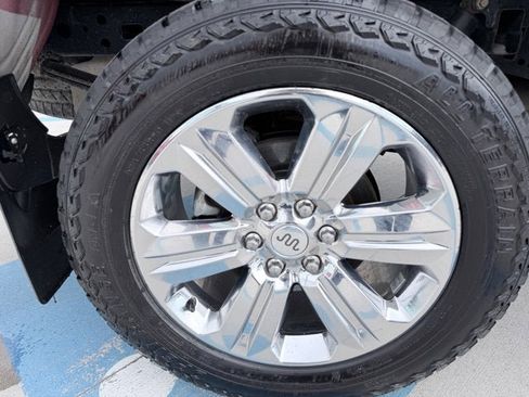 Used 2019 Ford F150 King Ranch w/ Equipment Group 601A Luxury AWD/4WD image 30
