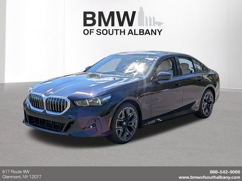 New 2027 BMW 530i xDrive AWD/4WD image 1
