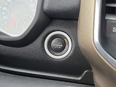 Used 2022 RAM 1500 Laramie image 30