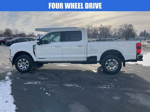 Used 2024 Ford F350 Lariat w/ Lariat Ultimate Package image 7