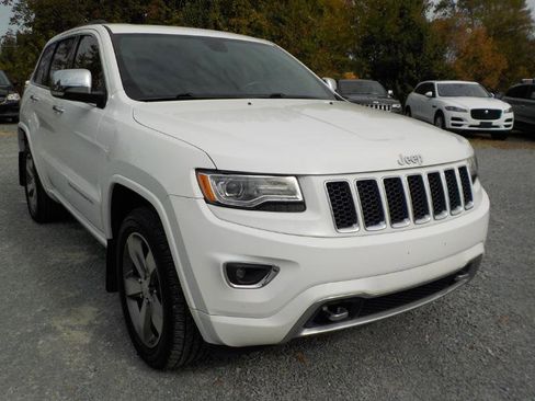 Used 2015 Jeep Grand Cherokee Overland w/ Trailer Tow Group IV image 7