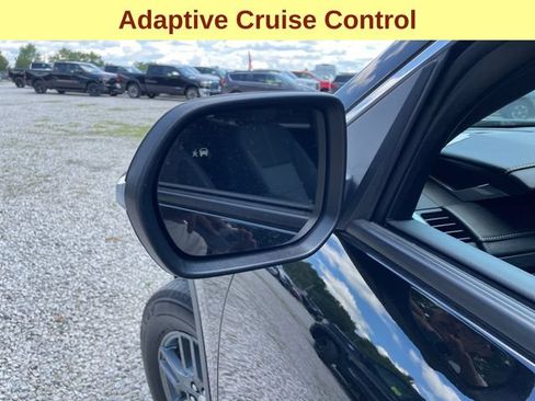 Used 2025 GMC Acadia Elevation AWD/4WD image 7