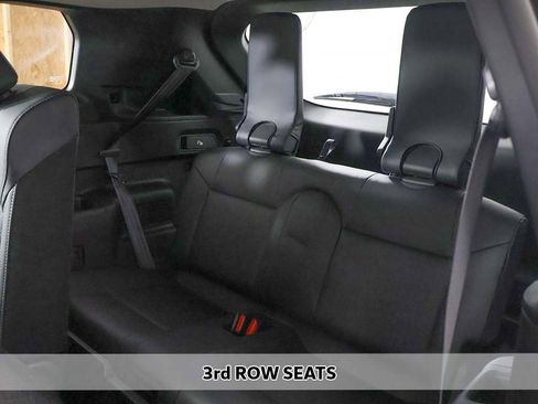 New 2026 Mitsubishi Outlander SE image 11