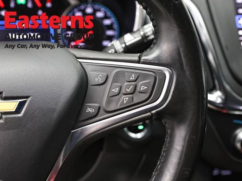 Used 2022 Chevrolet Equinox LT image 16