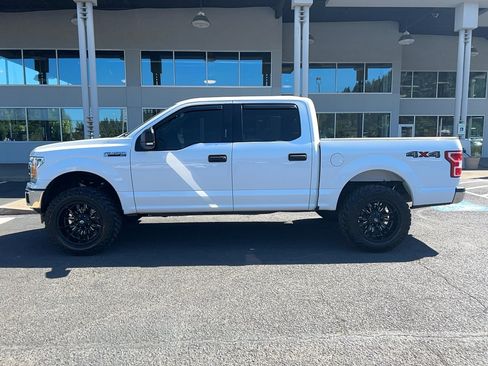 Used 2018 Ford F150 XLT w/ Equipment Group 301A Mid AWD/4WD image 9
