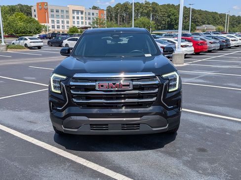 Used 2025 GMC Terrain Elevation AWD/4WD image 8
