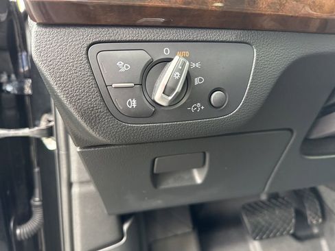 Used 2020 Audi Q5 2.0T Premium w/ Convenience Package image 20