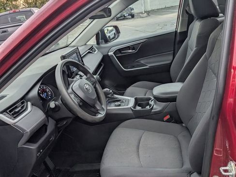 Certified 2021 Toyota RAV4 XLE w/ Convenience Package AWD/4WD image 13