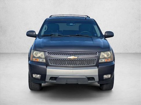 Used 2011 Chevrolet Tahoe LT w/ Luxury Package image 2