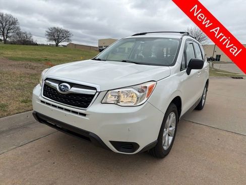 Used 2016 Subaru Forester 2.5i w/ Alloy Wheel Package image 7