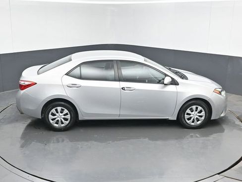 Used 2016 Toyota Corolla L FWD image 35