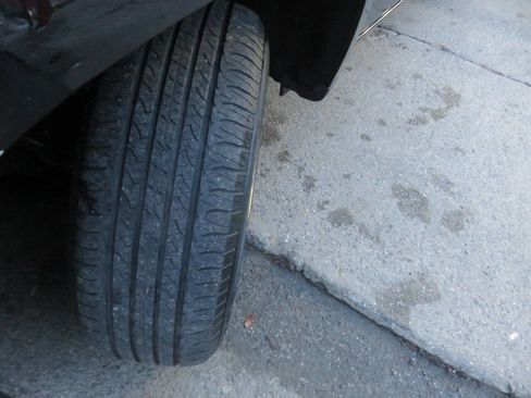 Used 2016 GMC Canyon SLE w/ All Terrain Package image 29