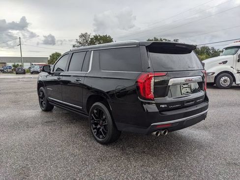 Used 2023 GMC Yukon XL Denali AWD/4WD image 6