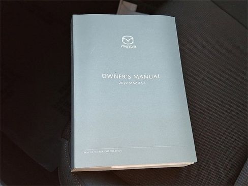 Used 2022 MAZDA MAZDA3 s image 25