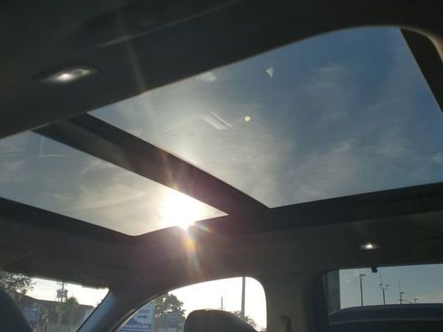 Used 2024 Honda Pilot Elite image 34