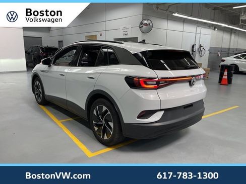 Used 2021 Volkswagen ID.4 Pro S image 2