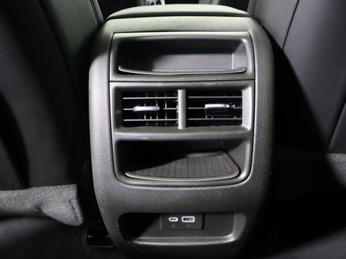 Used 2021 Cadillac XT5 Premium Luxury image 23