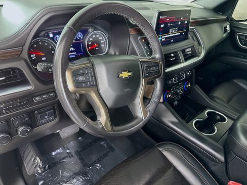 Used 2021 Chevrolet Suburban High Country image 8